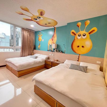 斑比bambi Hotel Tajnan Kültér fotó