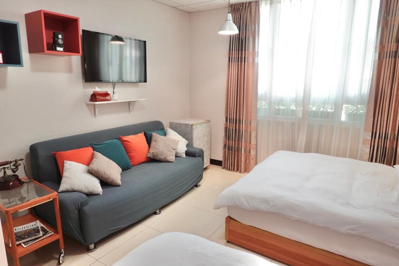 斑比bambi Hotel Tajnan Kültér fotó